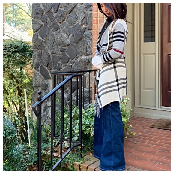 ✨LAST ONE ✨PARIS Plaid open cardigan - Picture 5 of 8